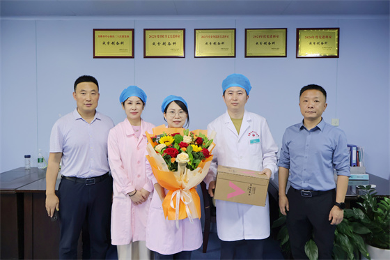 安康市中心血站開展“5·12”國際護(hù)士節(jié)慰問活動